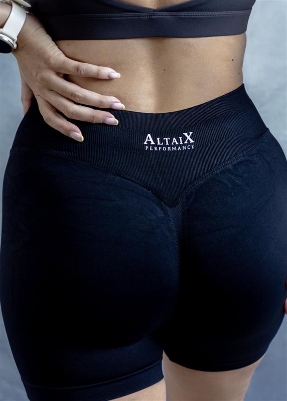 Women’s Seamless High-Waisted Performance Shorts