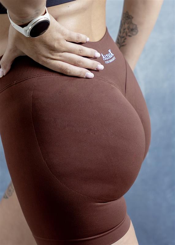 Women’s Seamless High-Waisted Performance Shorts