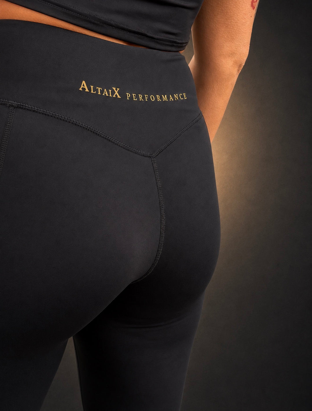 First Edition Women’s Performance Leggings (Black/Gold)