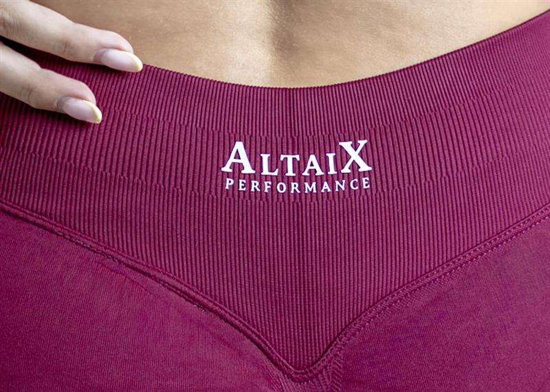 Women’s Seamless High-Waisted Performance Shorts